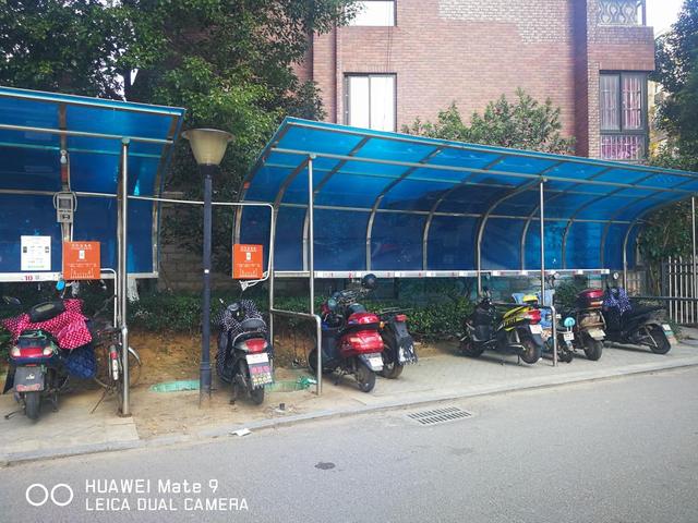 正荣大湖小区 叮叮智能电动车充电桩安装案例图片展示 正荣大湖小区 叮叮智能电动车充电桩安装案例图片展示