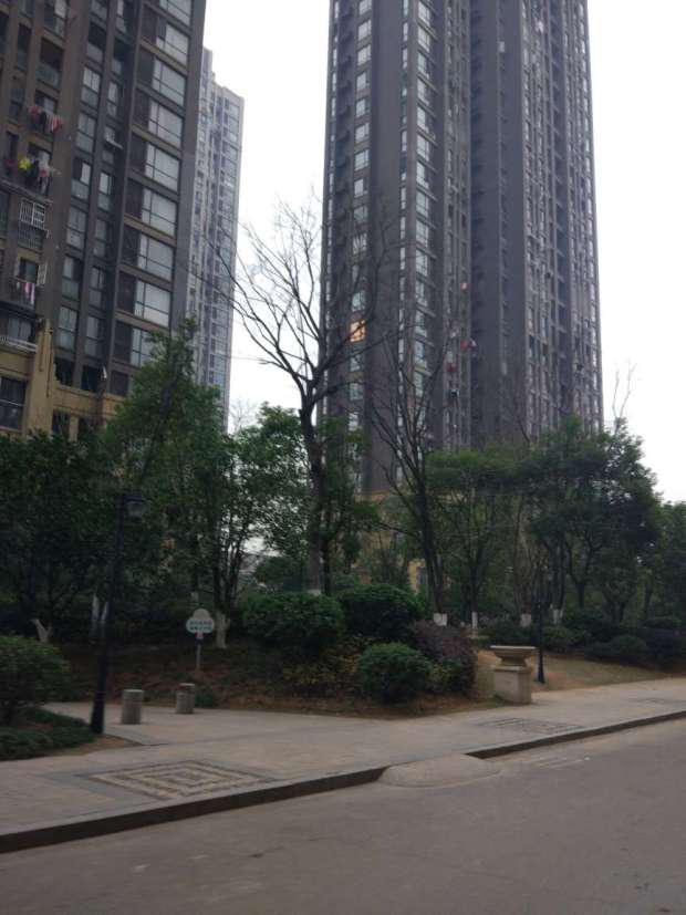 南昌市正荣大湖之都 叮叮智能充电桩安装案例图片 南昌市正荣大湖之都 叮叮智能充电桩安装案例图片