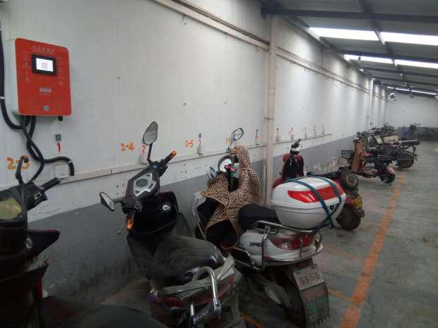 绿城集团怡商花园小区叮叮智能充电桩安装案例图片 绿城集团怡商花园小区叮叮智能充电桩安装案例图片
