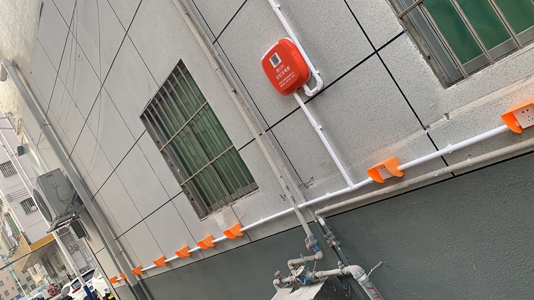 徐州整治居民小区飞线充电 电动车充电桩破解管理难题