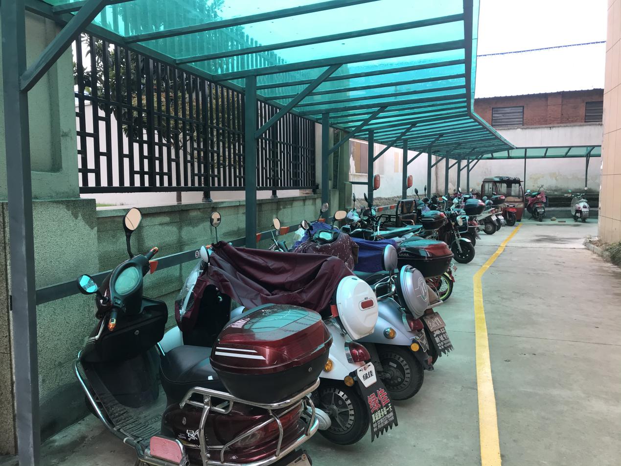 叮叮电动车充电桩雨棚效果图