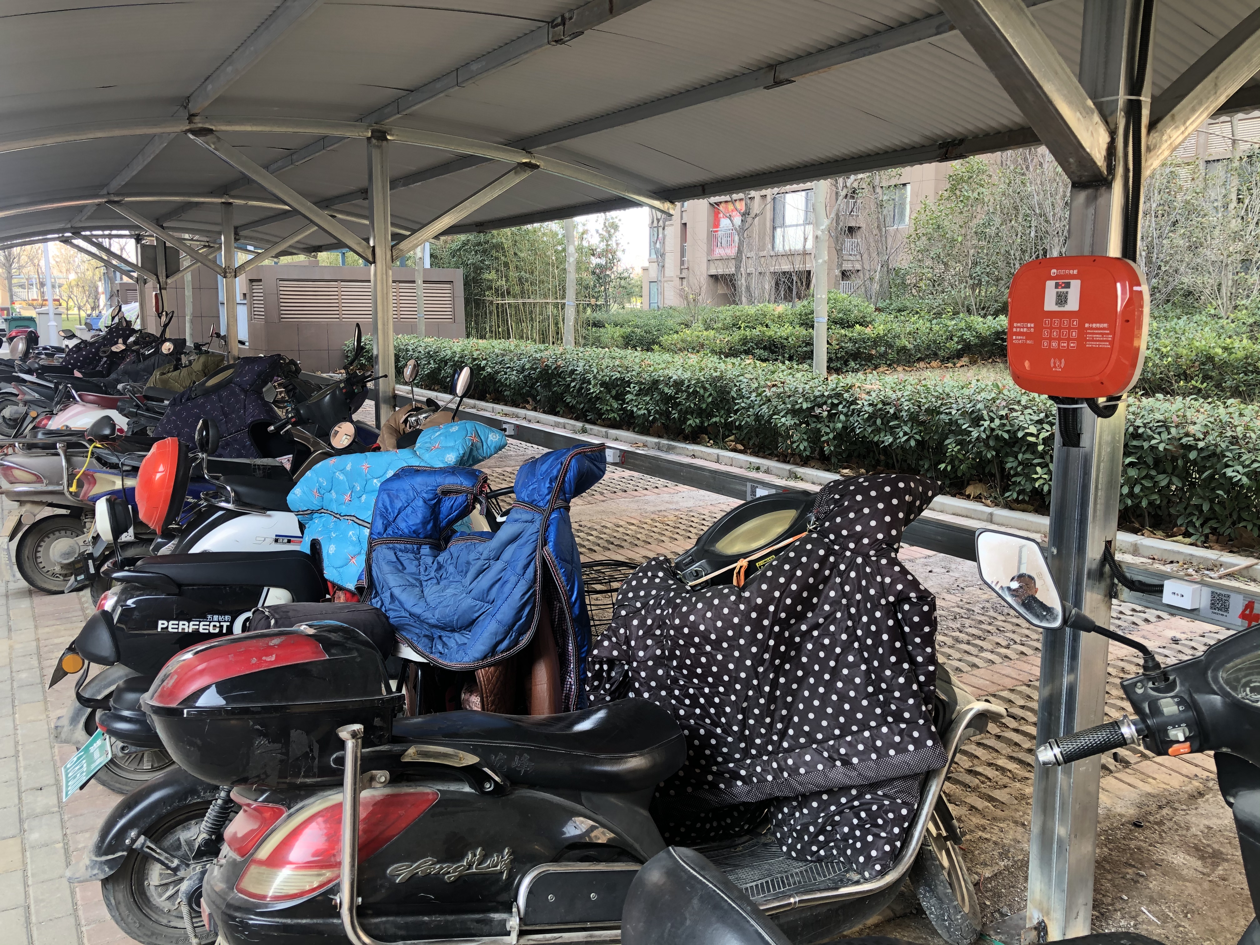 电动车充电桩安装难吗？电动车充电桩可以这样安装