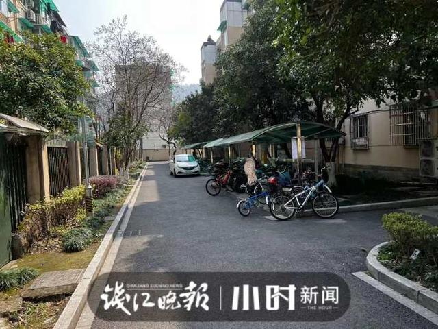 53辆电瓶车一夜被烧引人关注，杭州小区集中充电桩谁在维护谁在保养？