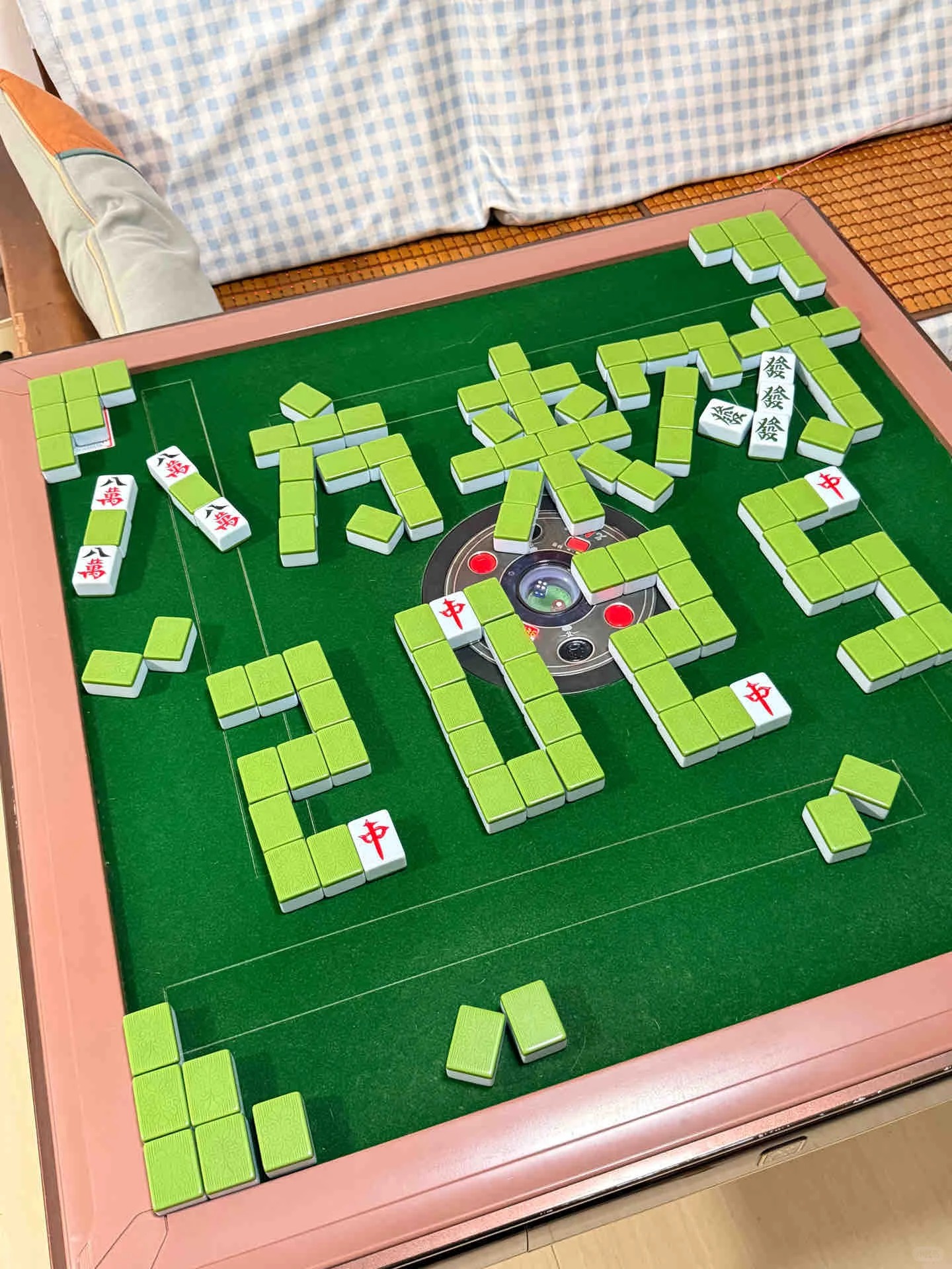 开6个包间的自助棋牌室，一天真实收益是多少？
